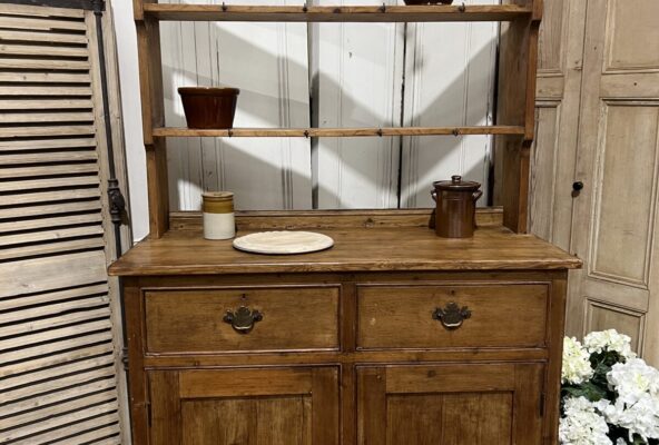 Victorian pine dresser