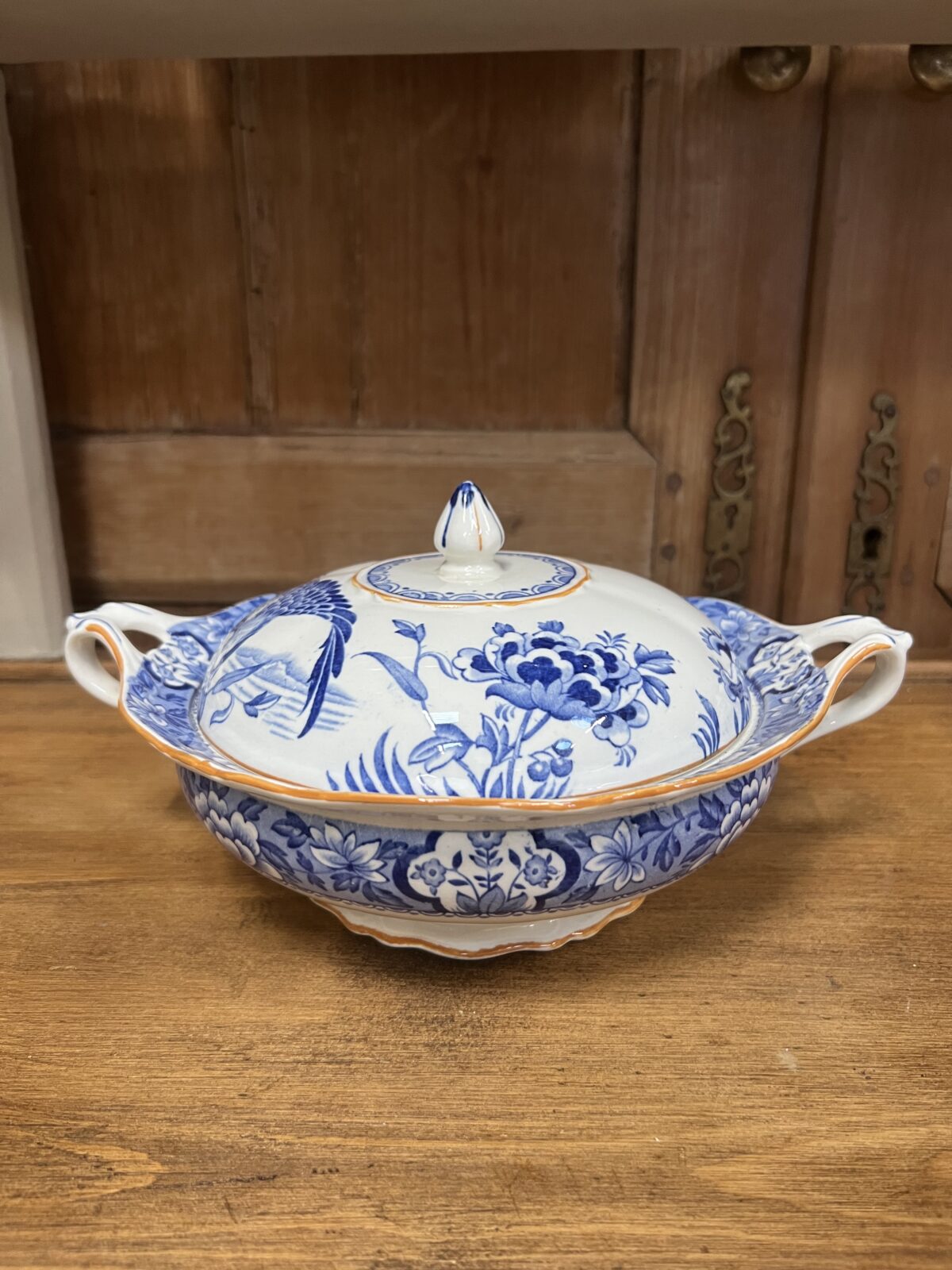Aquila vintage tureen