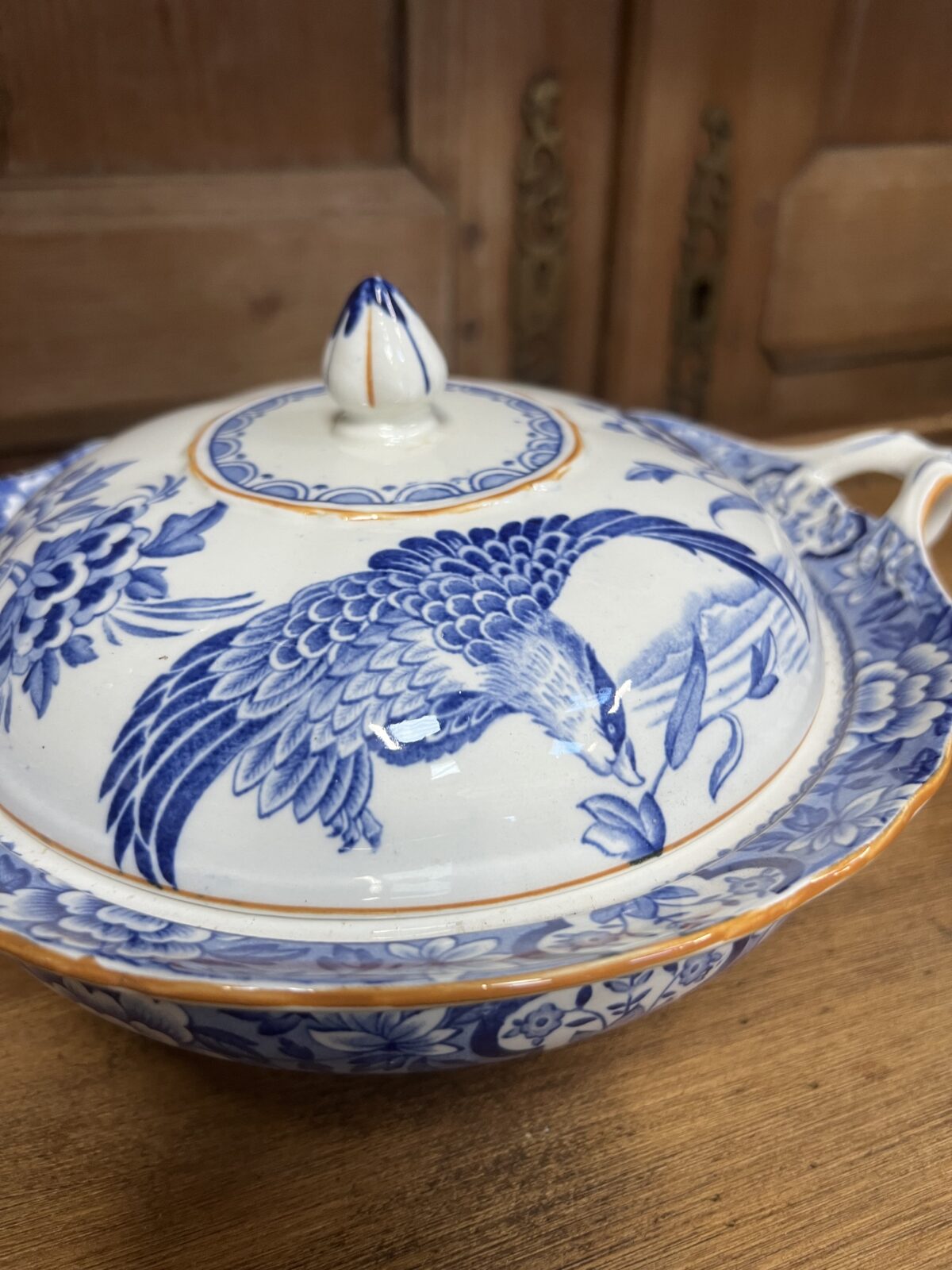 Aquila vintage tureen