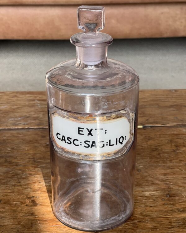 Antique apothecary bottle EXT: CASC: SAG: LIQ