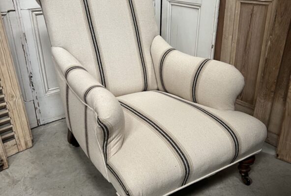 https://www.thebeehivelifestyle.com/product/victorian-reupholstered-armchair-2/