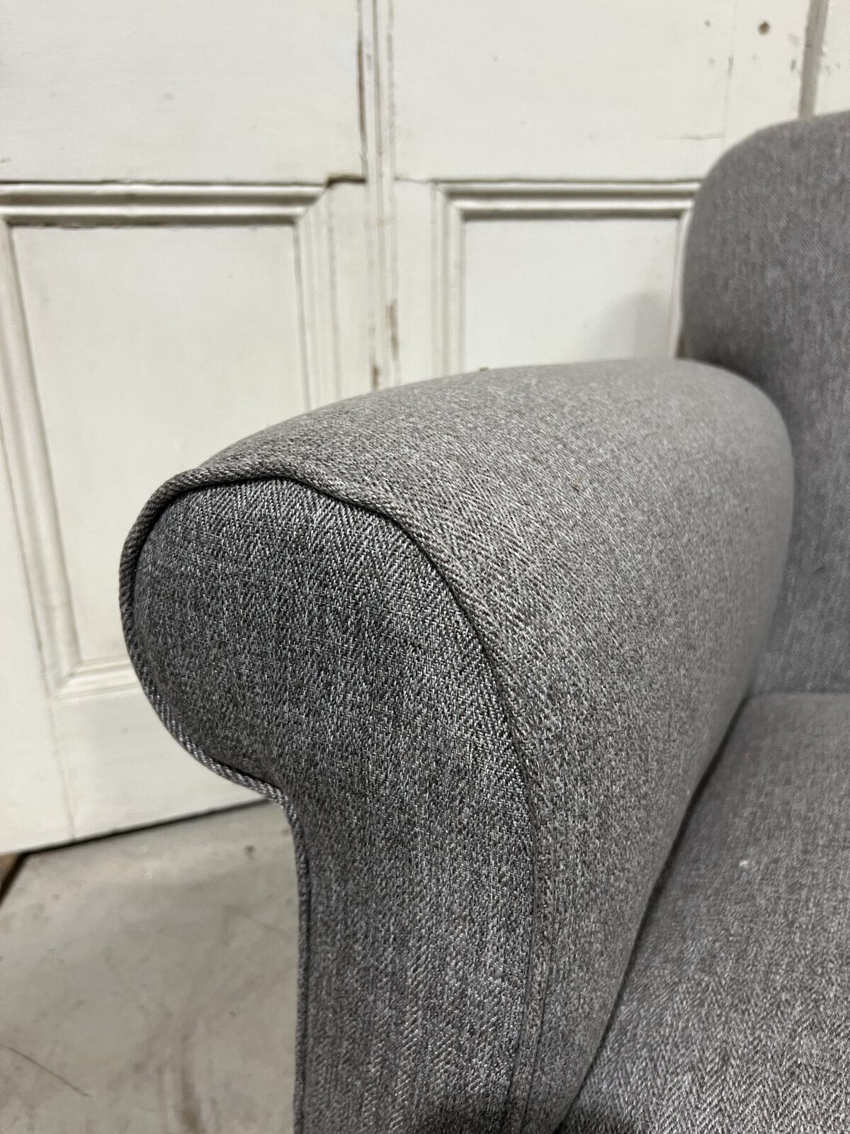 Victorian club armchair - Image 4