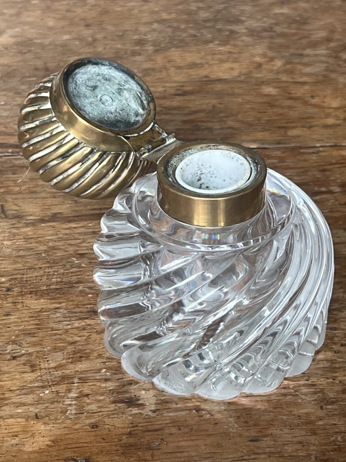 Antique French Baccarat Crystal and brass inkwell - Image 3