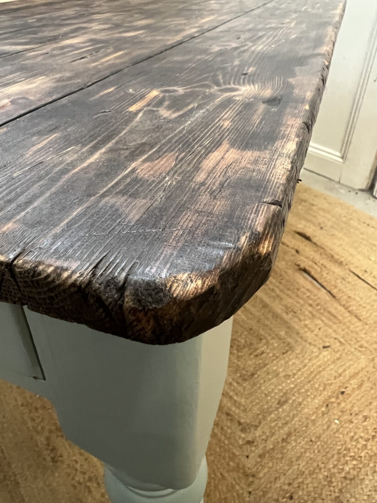 Hand painted pine dining table 8 seater - Image 15
